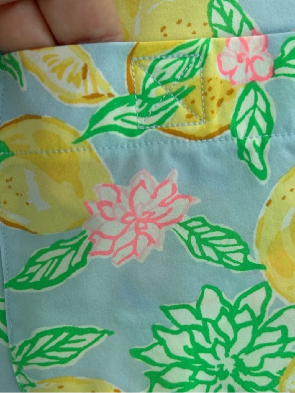 NWT Lilly Pulitzer Luxletic Shorts Sz 14 - Picture 4 of 4